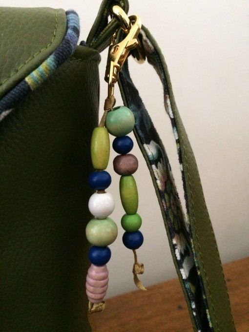 SAC BANDOULIERE KAKI ET TISSU FLEURI FOND MARINE 